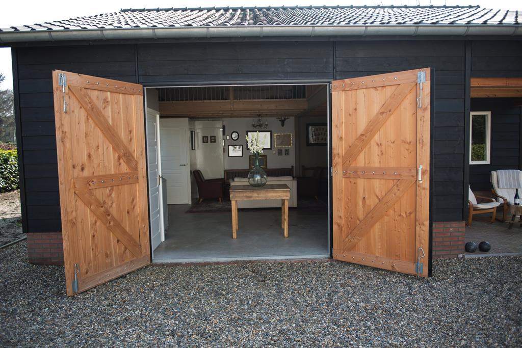 B&B Logeren Bij Van Heeren Made Exterior foto